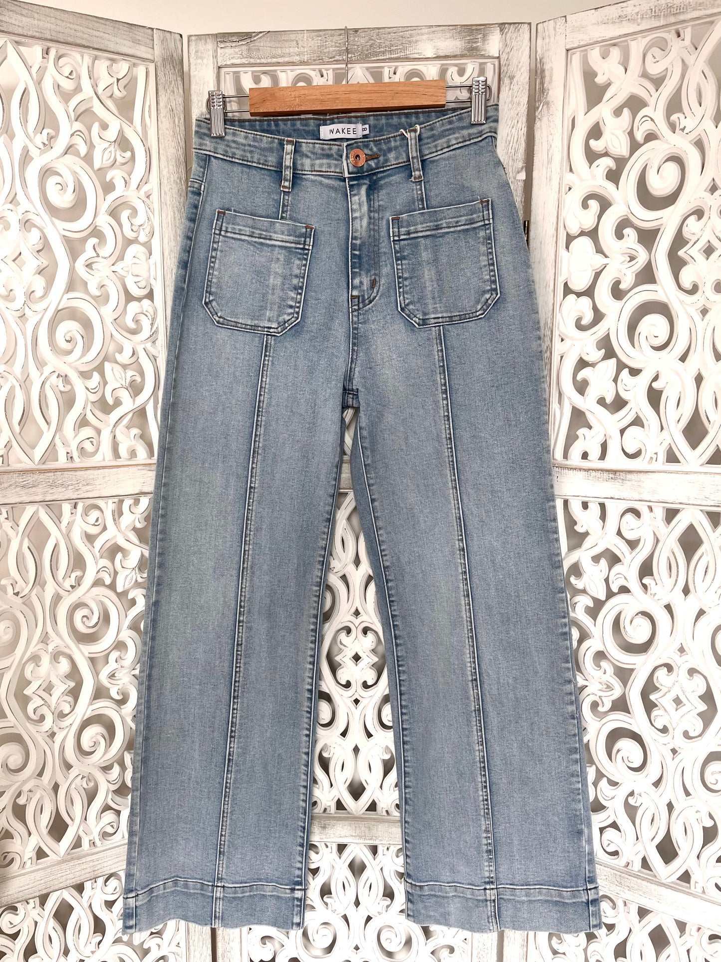 Ava 70s Wide Leg Jean - Light blue