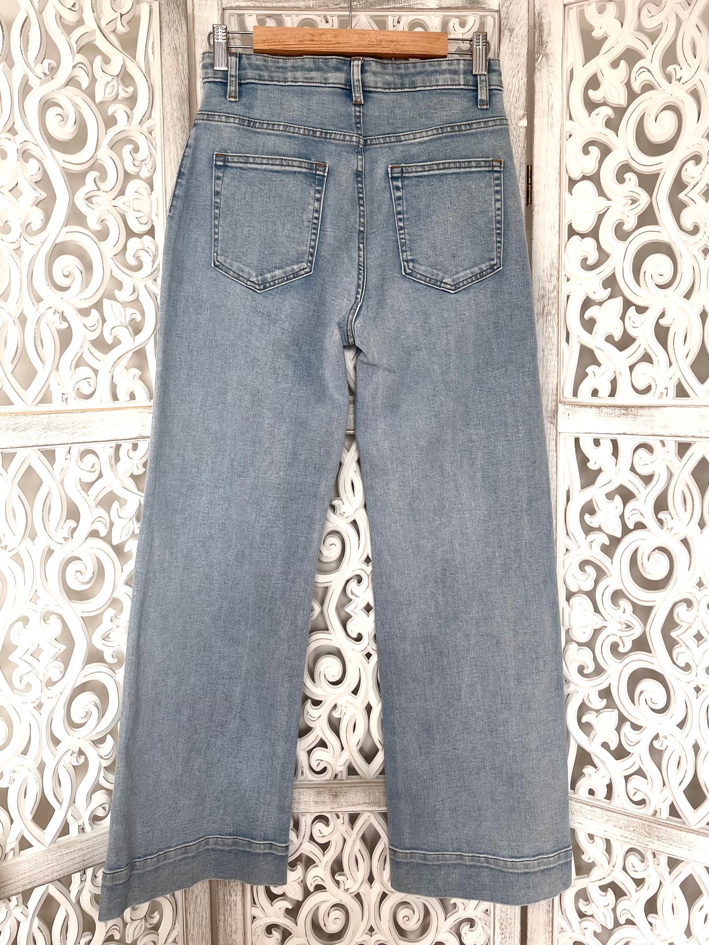 Ava 70s Wide Leg Jean - Light blue