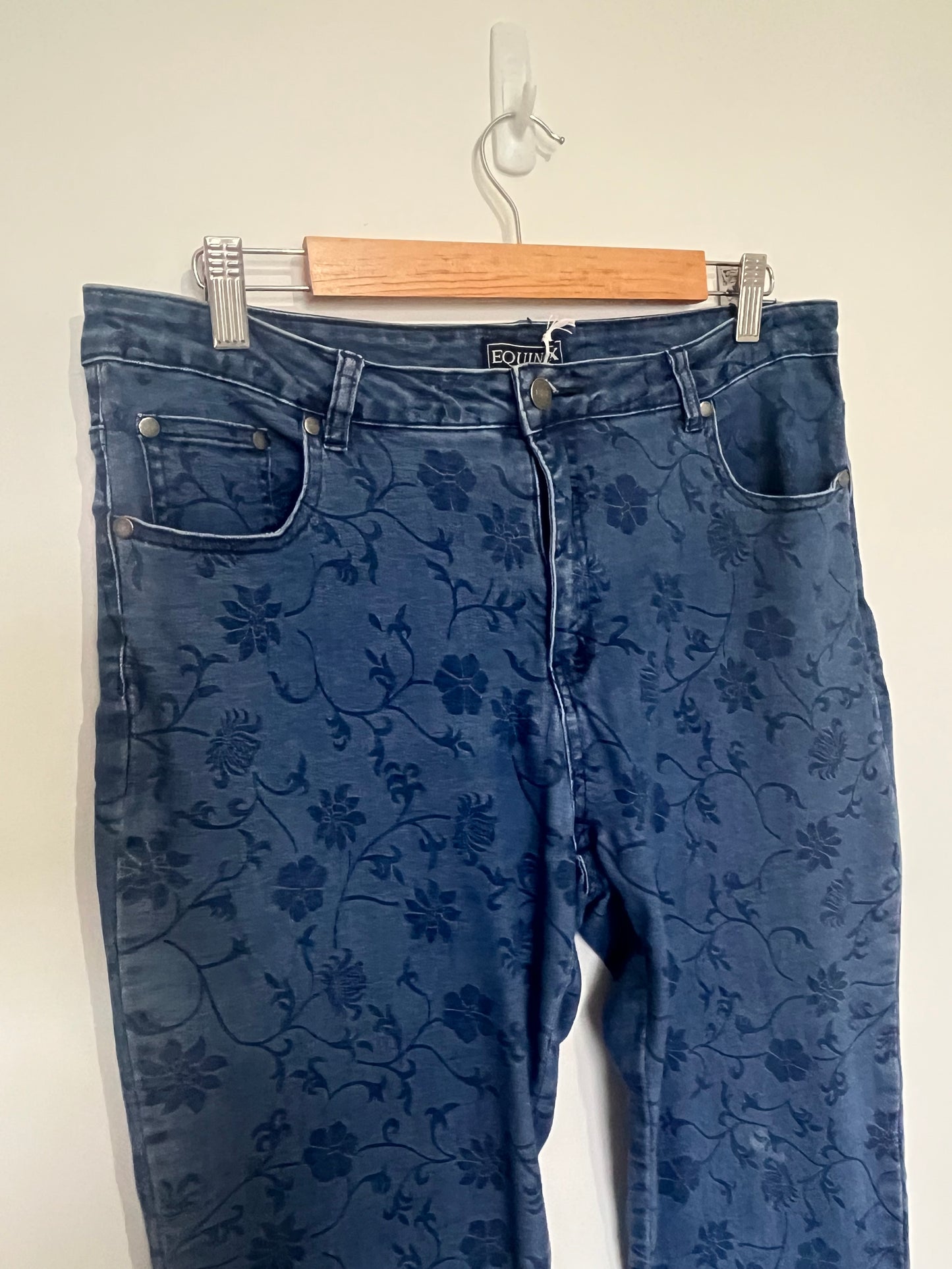 Blue Floral Embossed Stretch Jeans Size 14 - Preloved