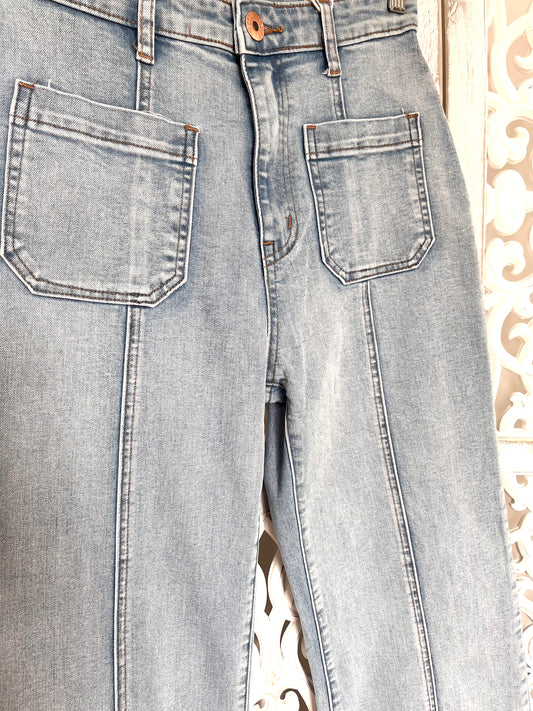 Ava 70s Wide Leg Jean - Light blue